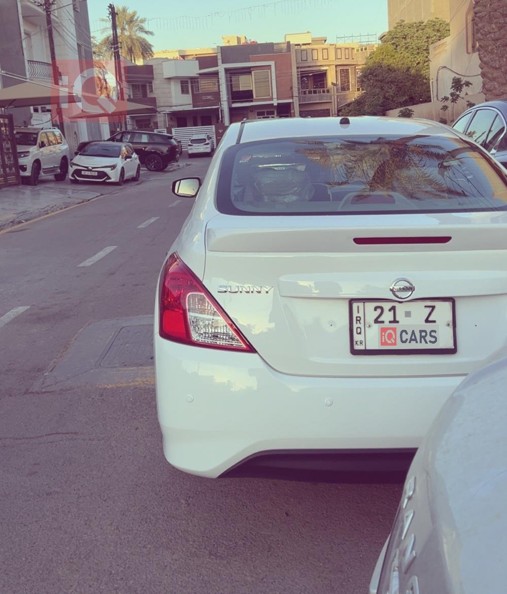 نيسان صني